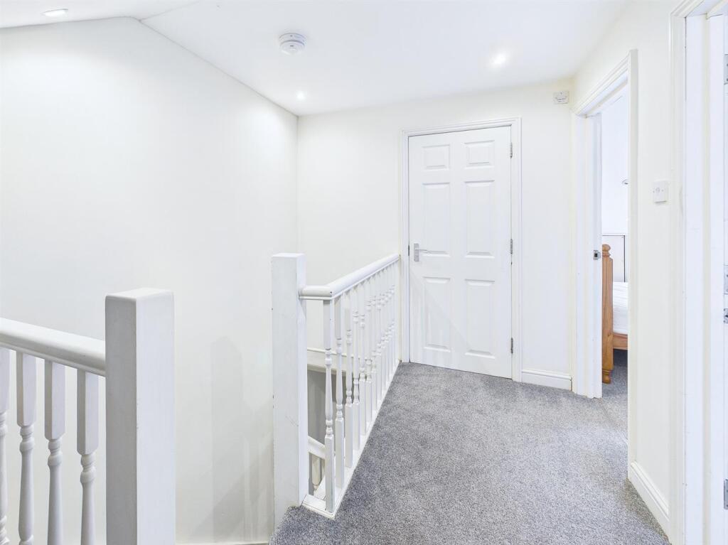 4 Bedroom Maisonette.jpg