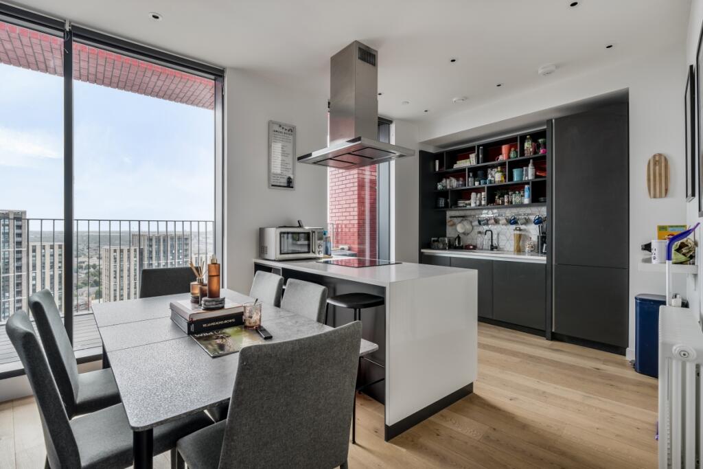 1339565-6-6895df1...