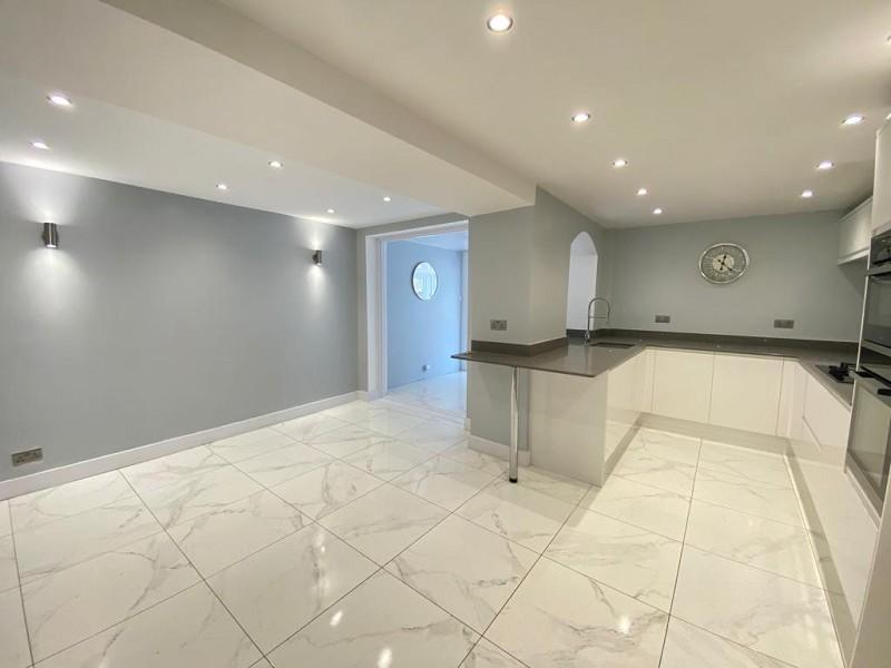 Open Plan Kitchen/ Dining Room