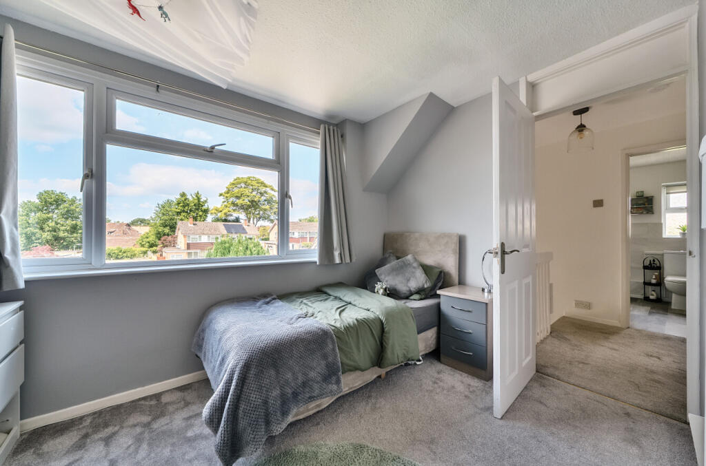 1300873-15-683d911c7ad2e