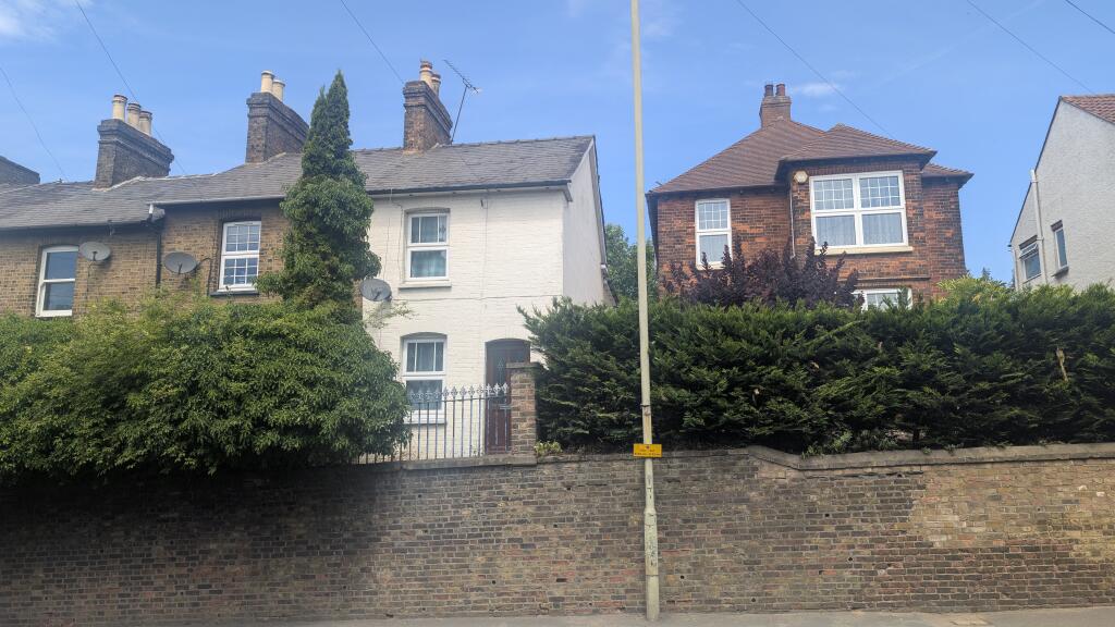 Dunmow Road, Bishop's Stortford, Hertfordshire, CM23