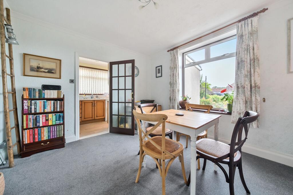 Dining Room (2)