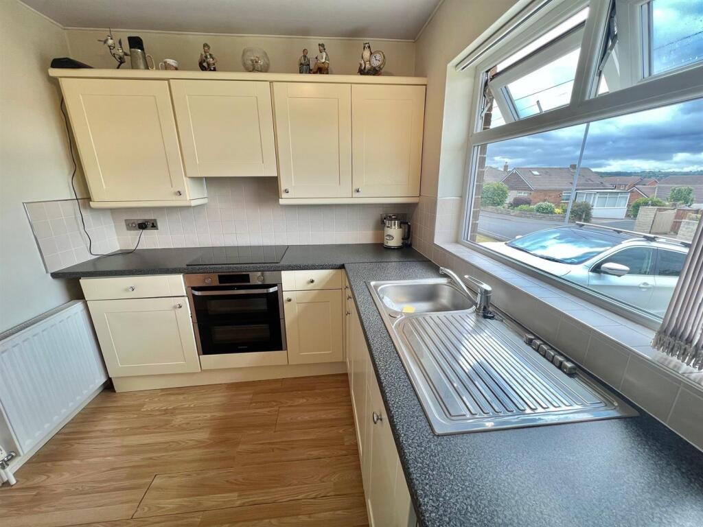 Bramleys Estate Agents - Woodlands Road - Lepton (