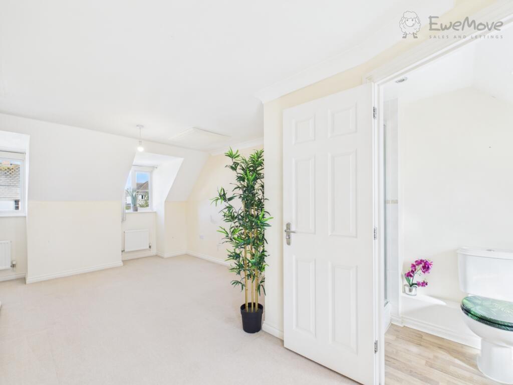 CAM03640G0-PR0065-STILL020