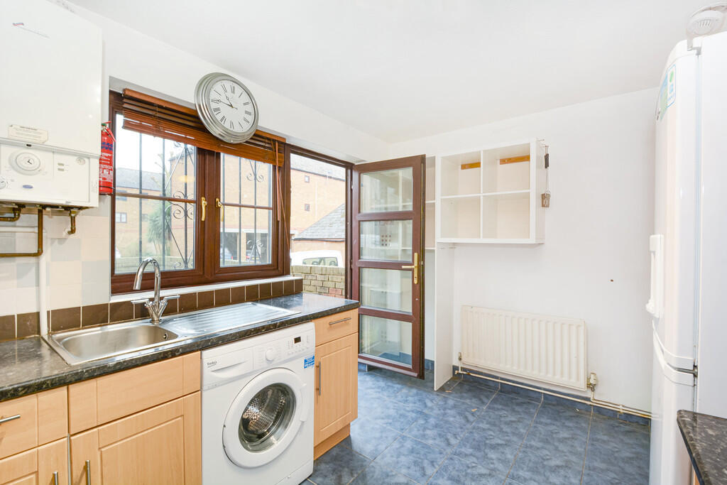 20 Brunswick Quay...