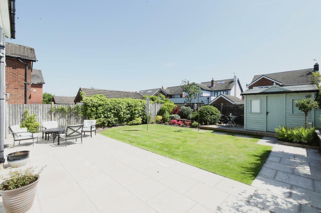 garden summer rhside.jpg