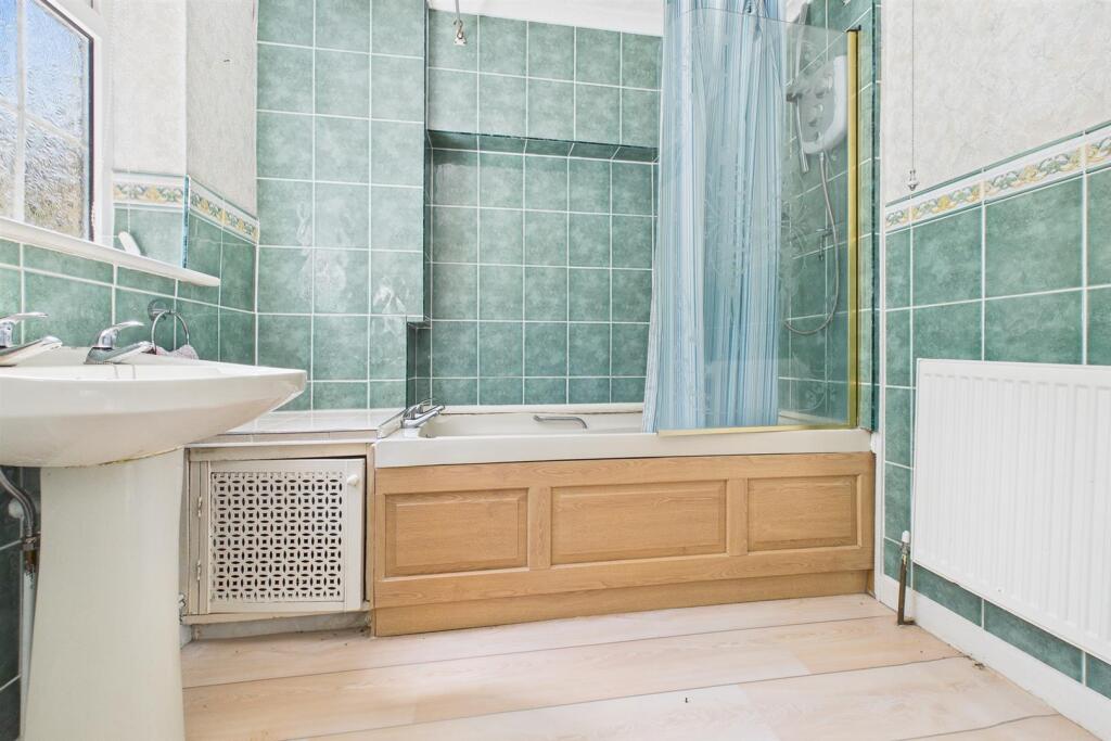 10 Sanctuary Gardens, Sneyd Park, Bristol BS9 1QR 