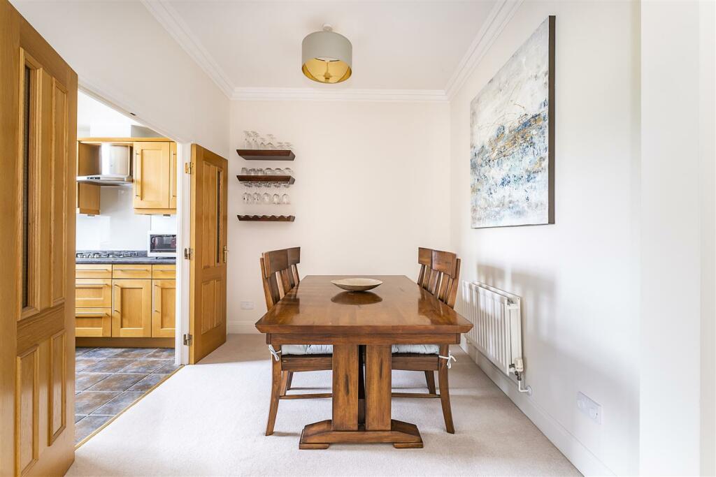 4-crossness-house-005.jpg