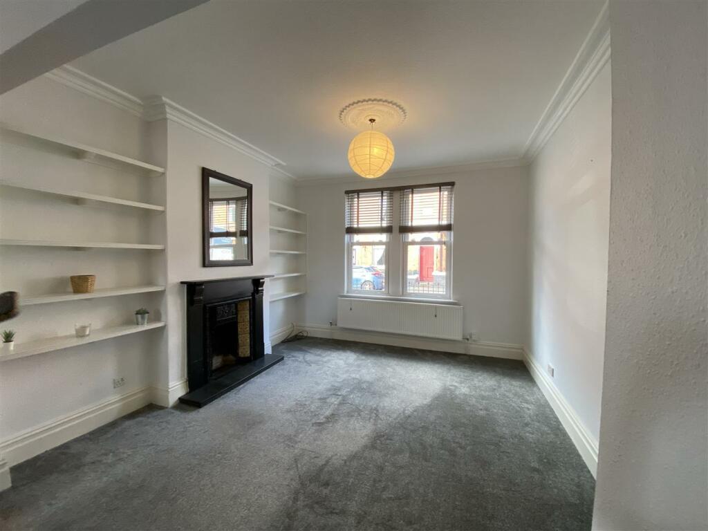 Bedroom 4 (image 1).jpg