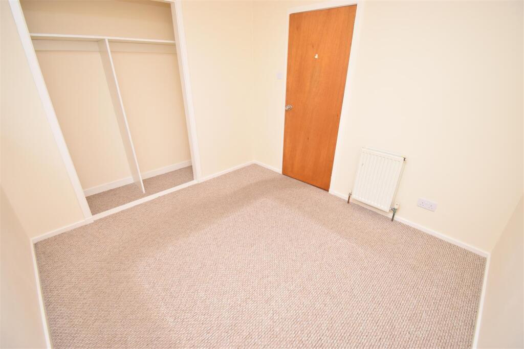 BEDROOM TWO (2).JPG