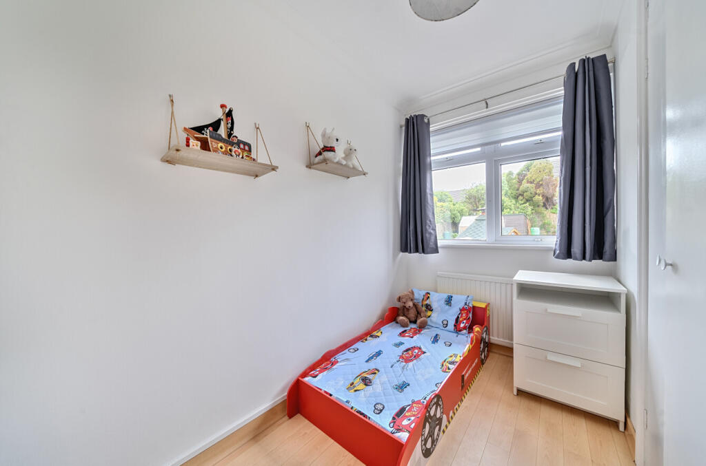 1305639-2-684ac3f...