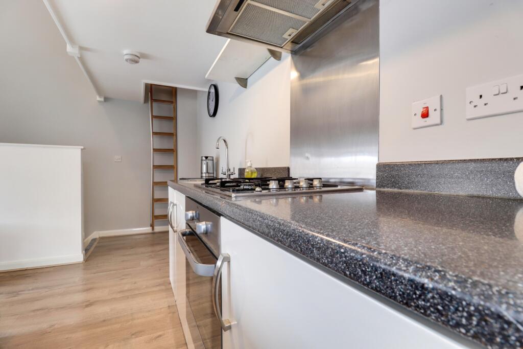 6- Rob Hammond EweMove Pontefract