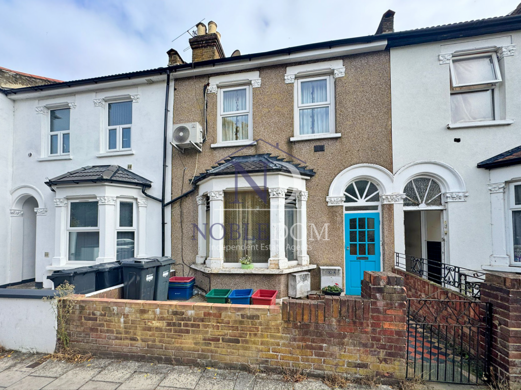 ONE BEDROOM GROUND FLOOR MAISONETTE IN HOUNSLOW