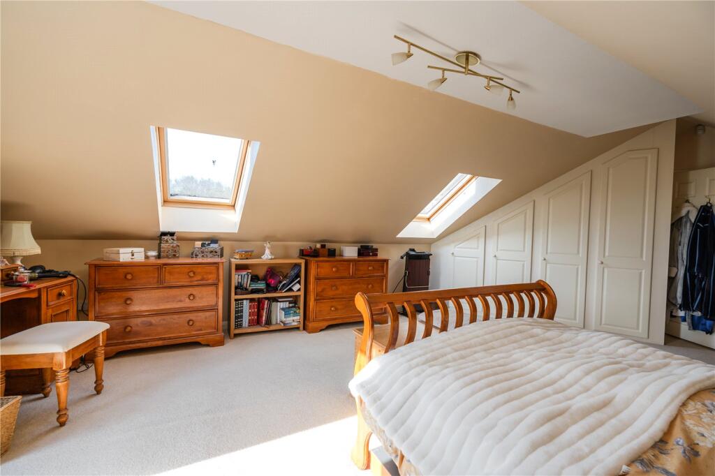 Bedroom 1 (3)