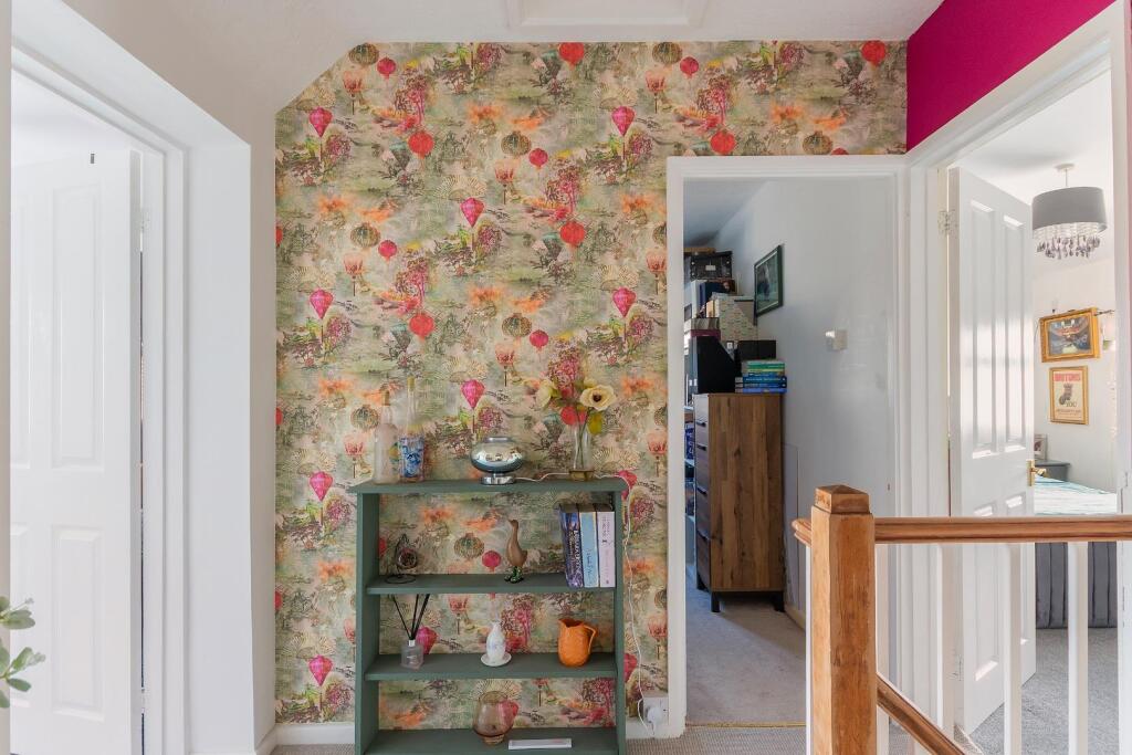 0B2TRCS - Landing A.jpg