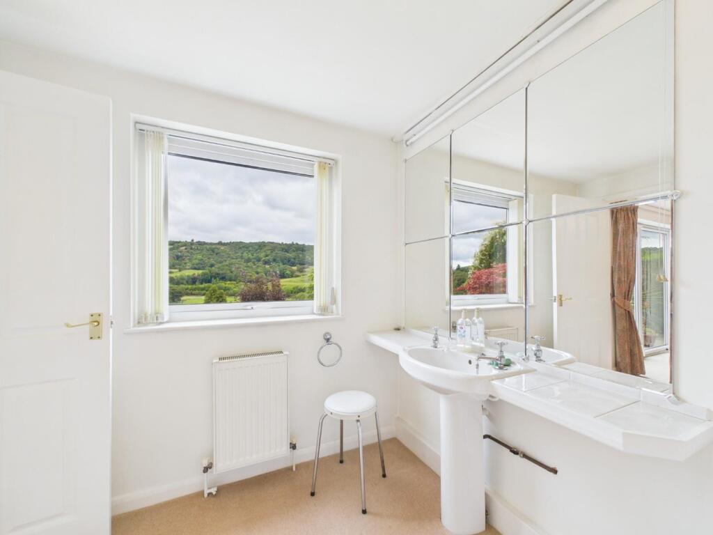 En suite Shower Room