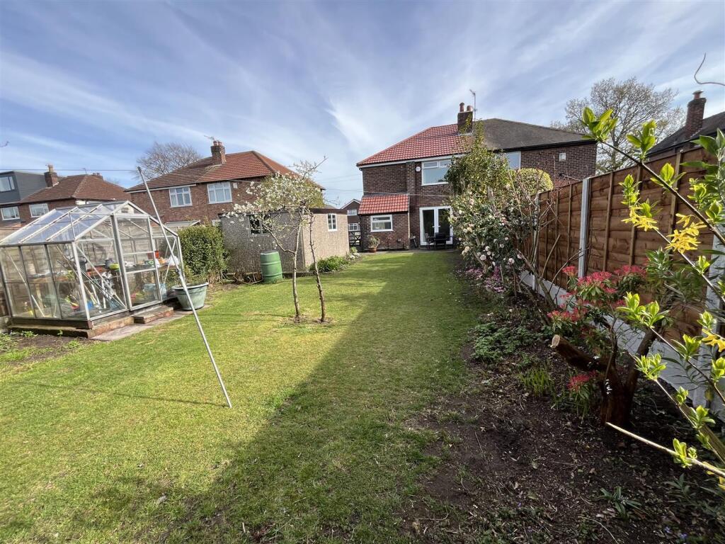 Gardens Aspect 5