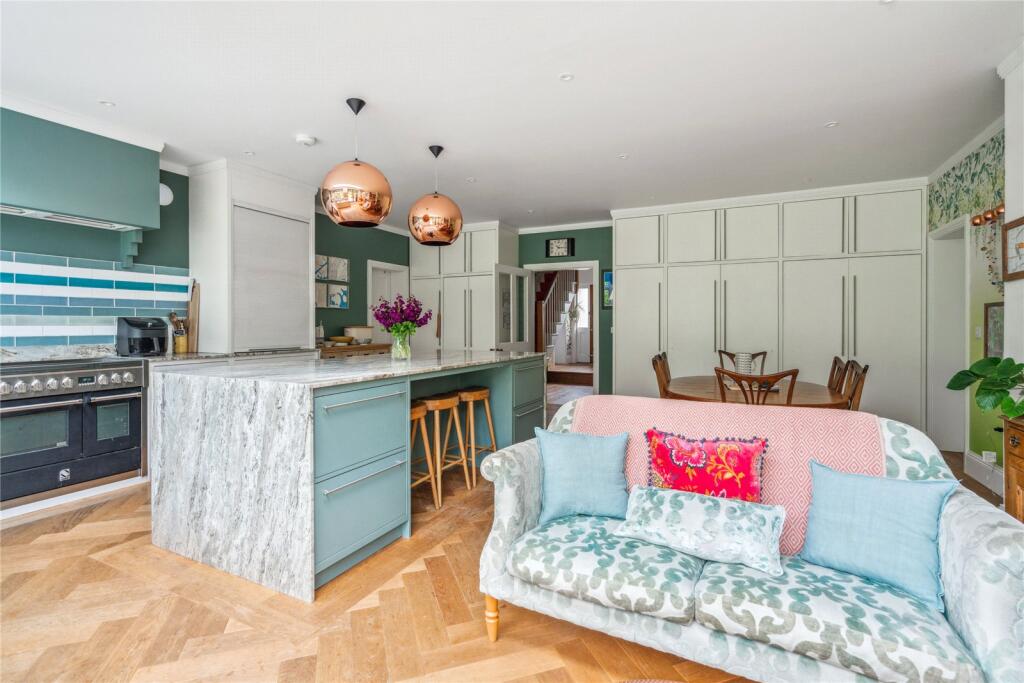 Kitchen/Family Room