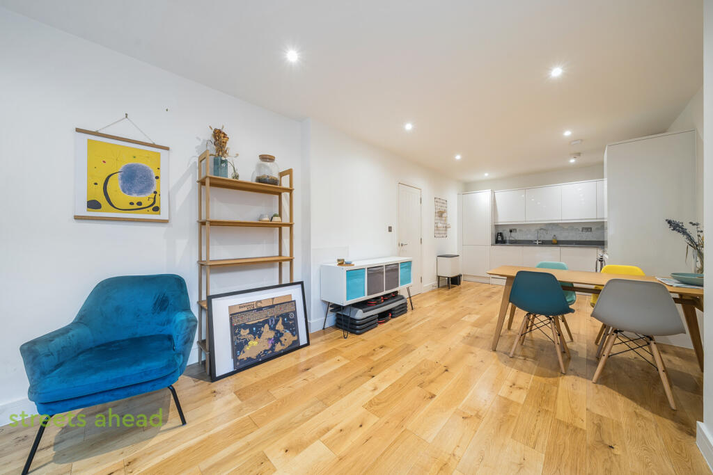 306add51-208e-428...