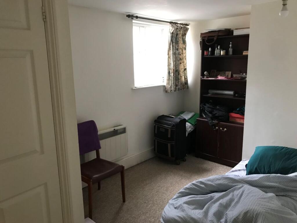 Flat 1