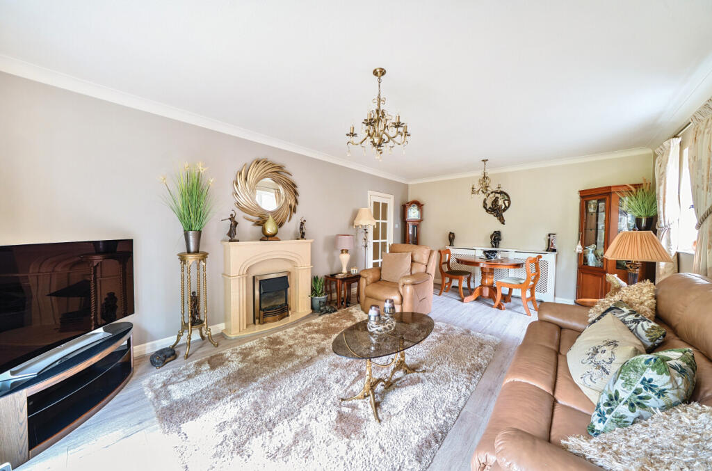 1311360-2-684c607...