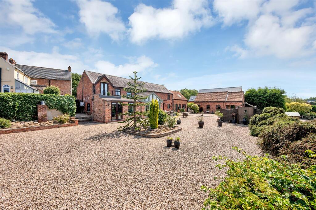 The Covert, Elton WEB PH-41.jpg