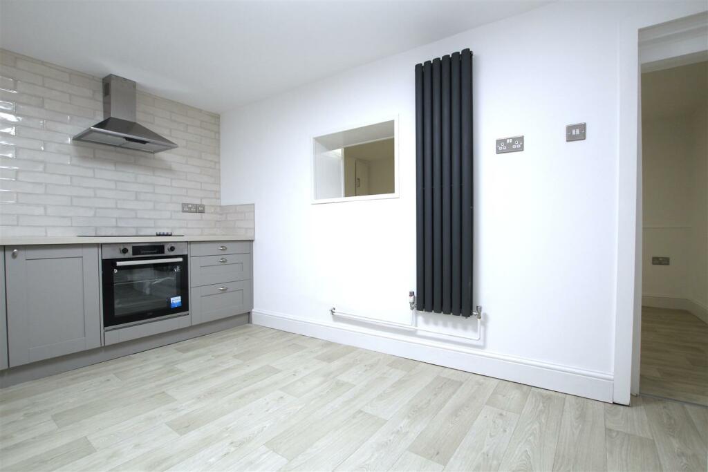 Kitchen (Lower ground floor)