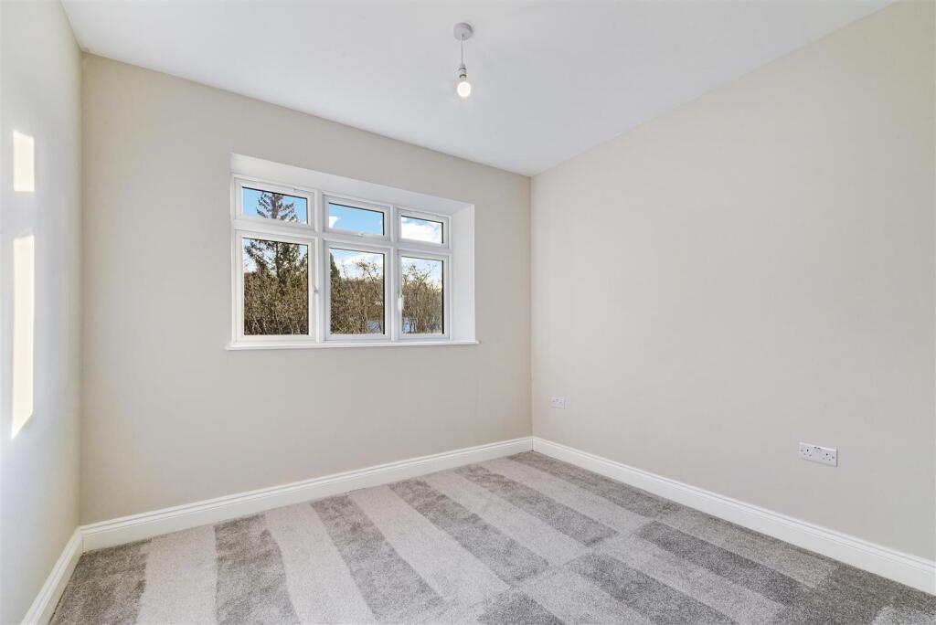 HAREWOOD ROAD, 27-20.jpg