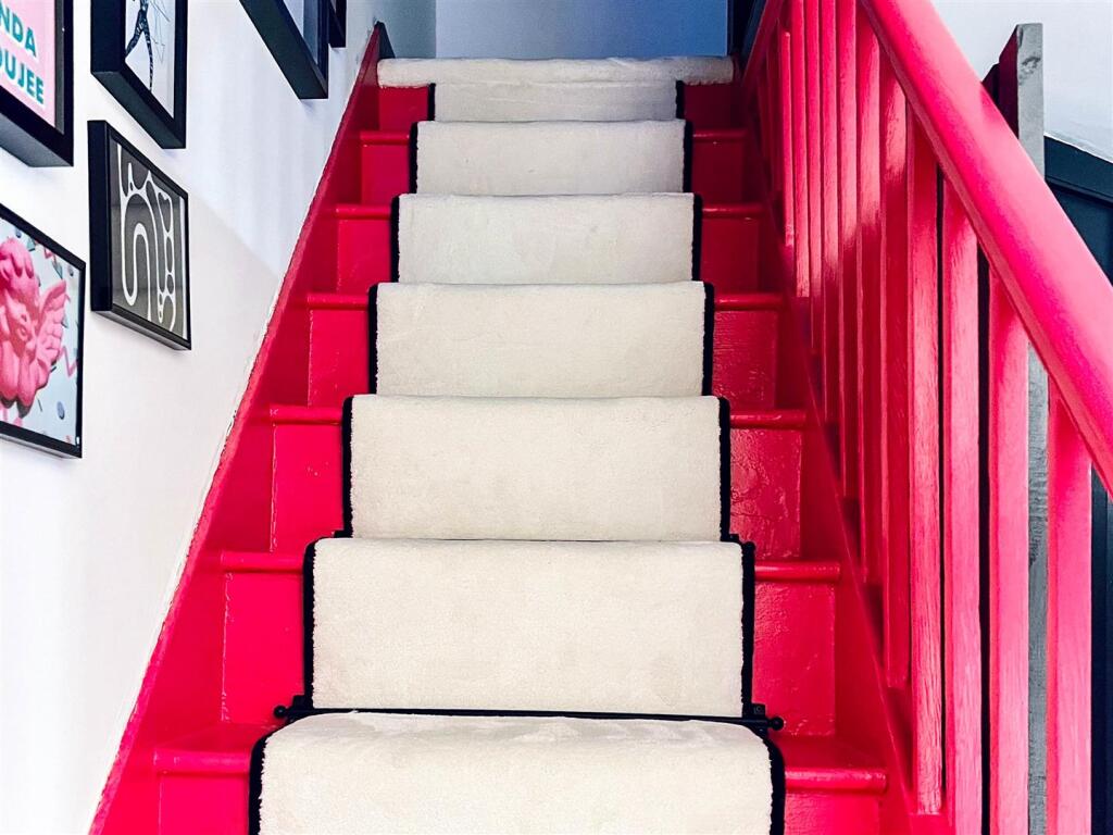 Feature stairs