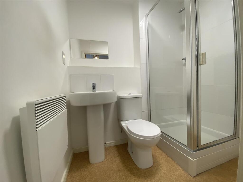 En suite.jpeg