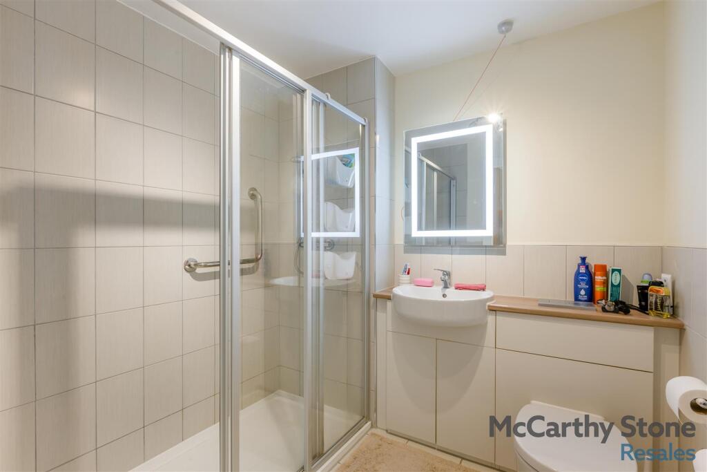 8665107-interior05.jpg