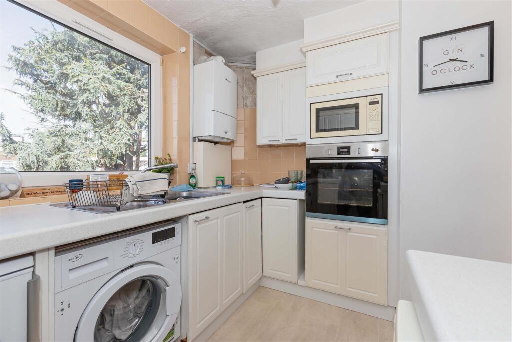 Bramber Square_10.jpg