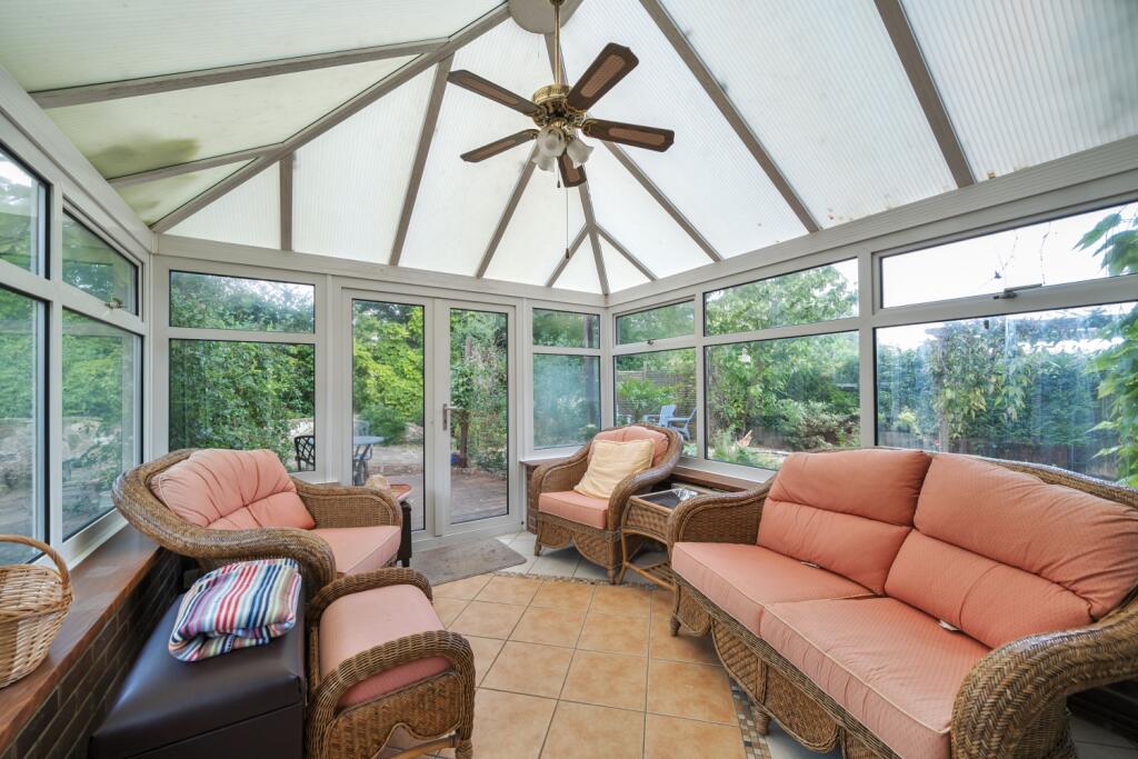 1300560-14-683d99020ea10