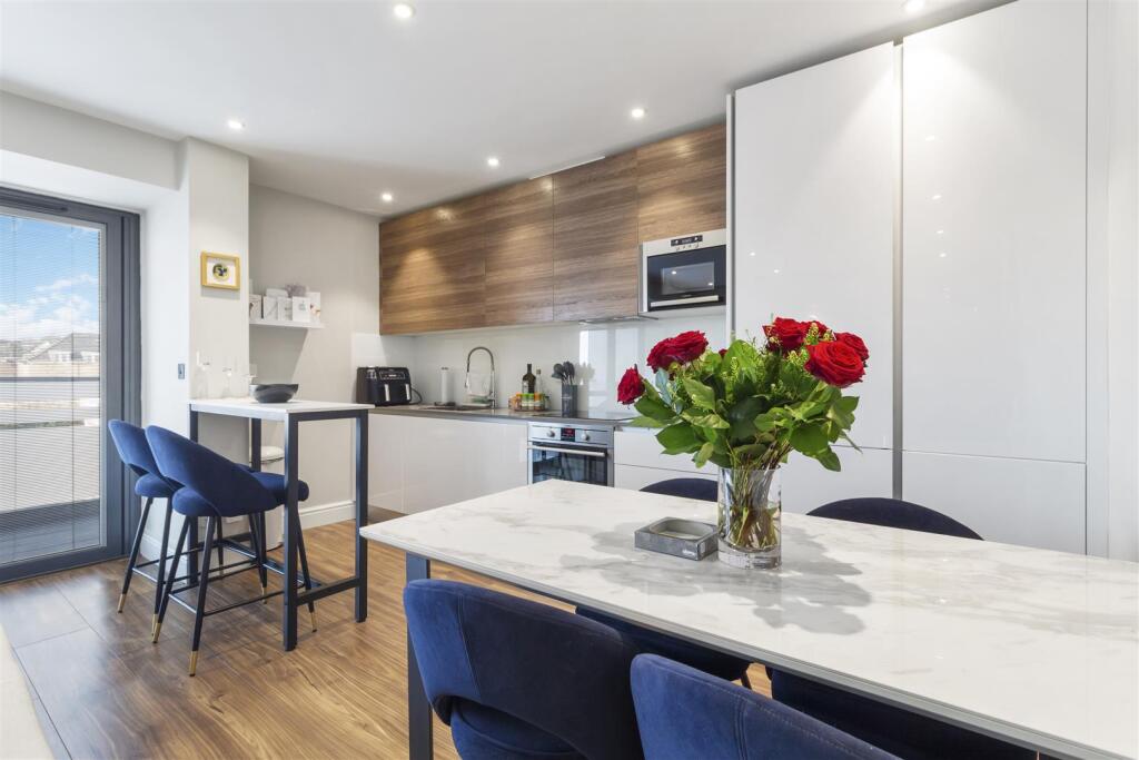 East Barnet Road, Barnet