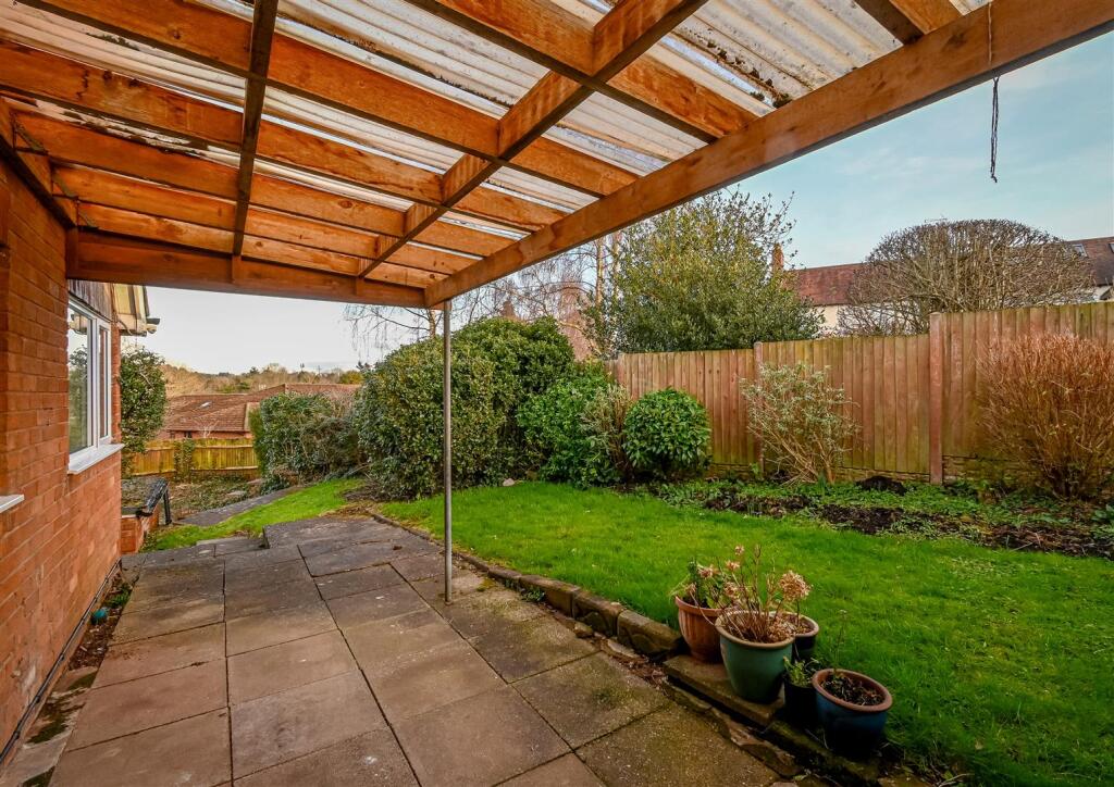 28 Greenfields Road-21.jpg