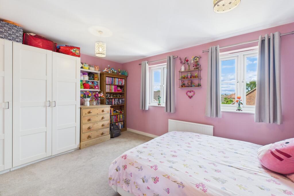 CAM03162G0-PR0289-STILL033