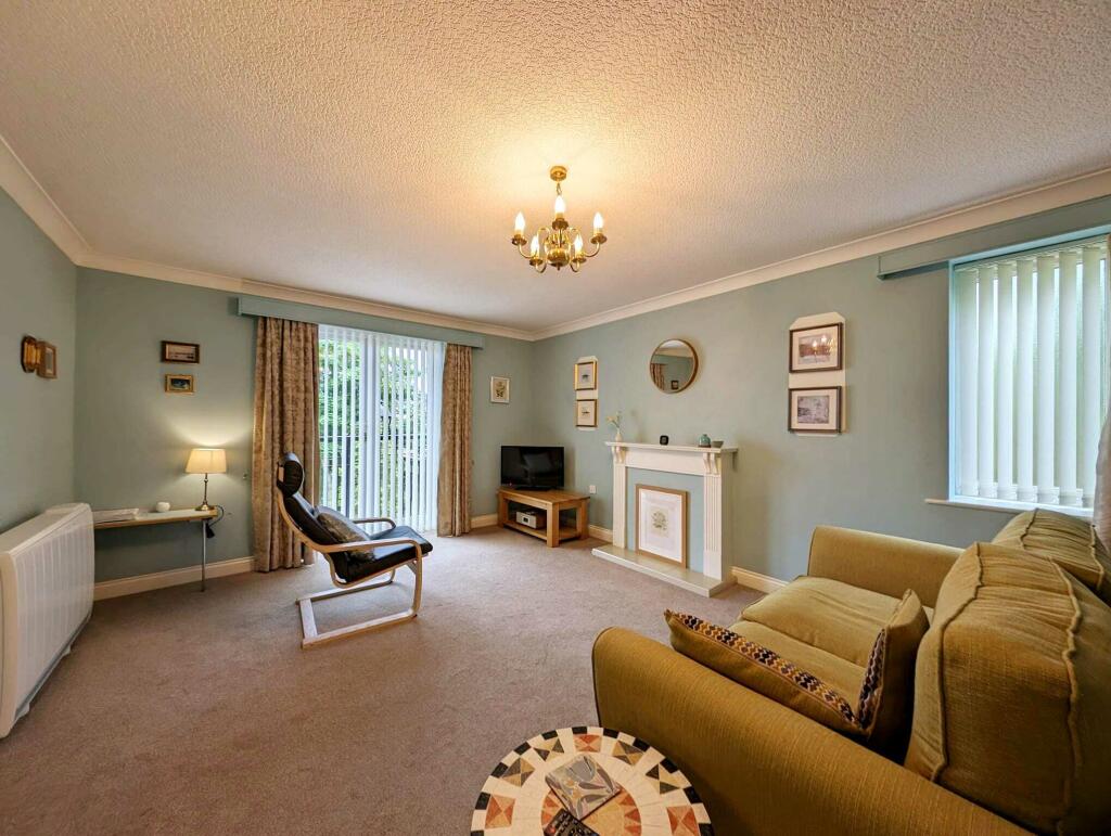 ef143993-d22a-4d3b-a58b-636e29eb5eea