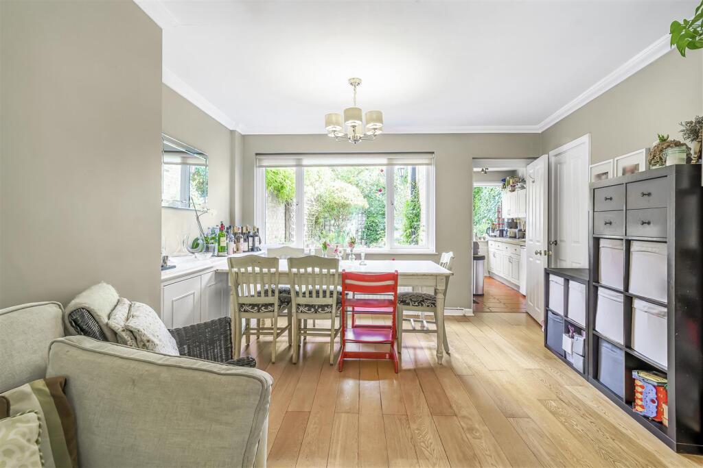 15_Commondale__Putney__SW15_1HS-23.JPG