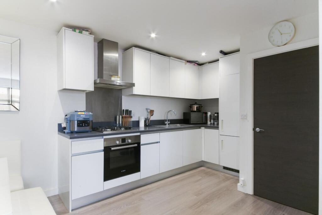 ST MARK&#39;S COURT (11).jpg