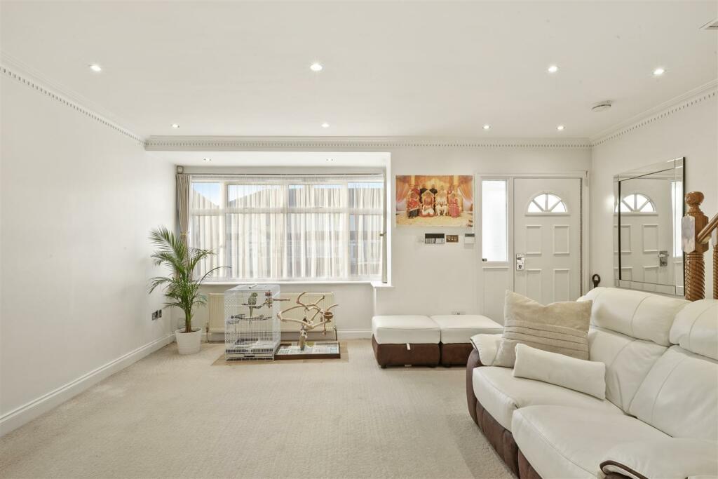 48 Empire Road, Perivale - grBH1rYzdmPnMzLOph2W.jp