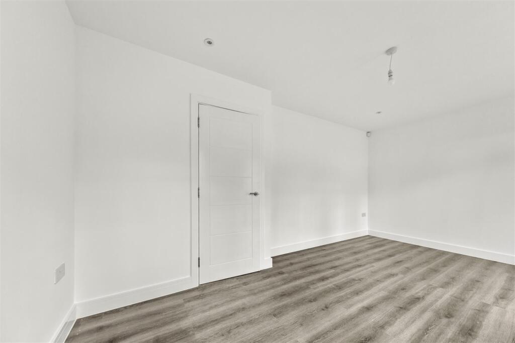 Transvaal Terraace Living room 2.jpg