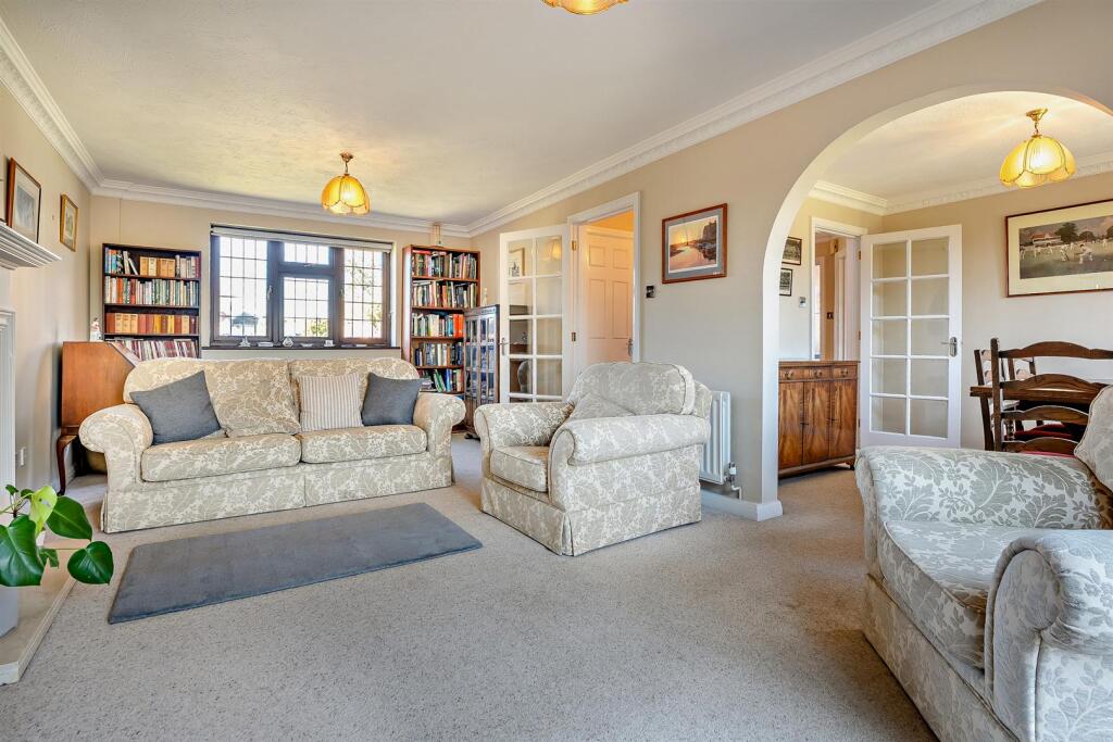 8640487-interior14-800.jpg