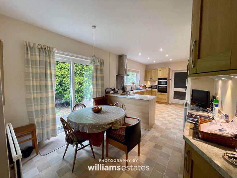 Kitchen/ Diner