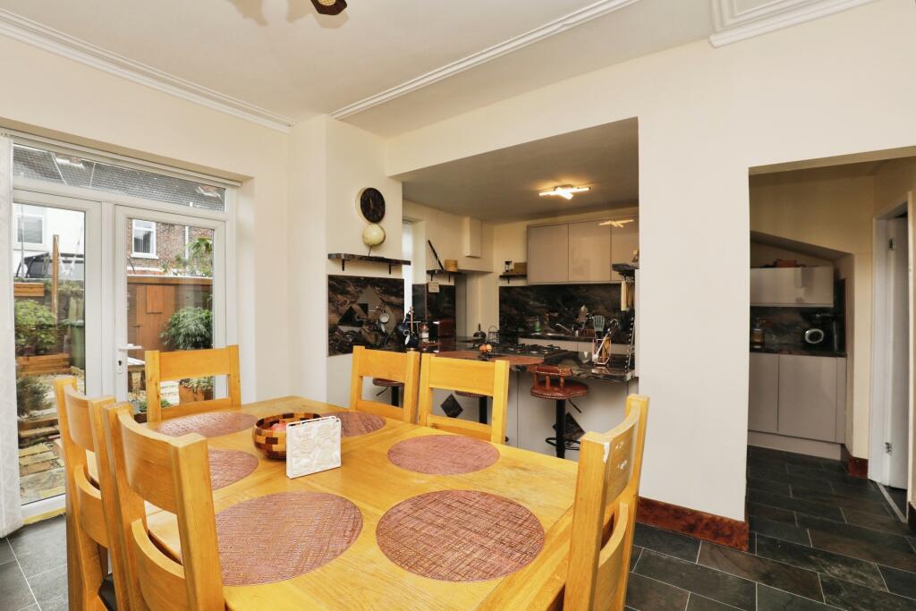 Dining / Family Room