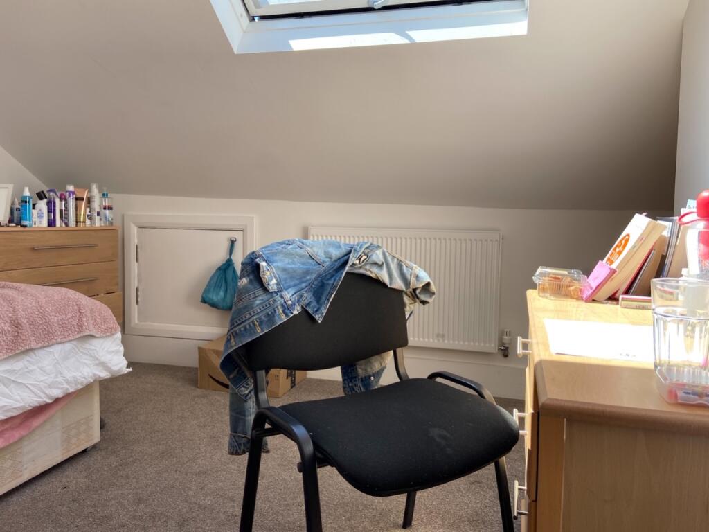 64 Brading Road Bedroom 6 (2)