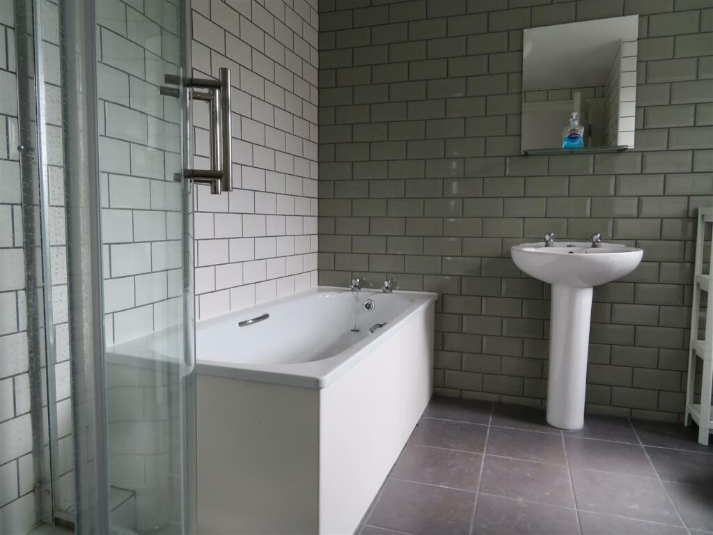 1 Stansted Road Bathroom.JPG