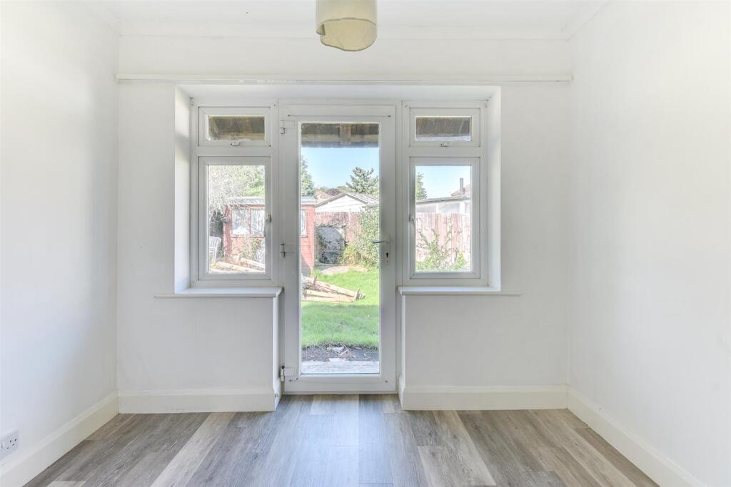 For Sale by Aspire Residential | Downside Avenue