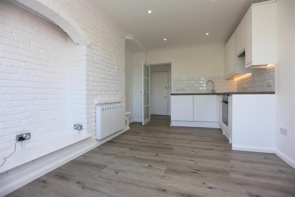 3, 56 Portland Villas (8).JPG