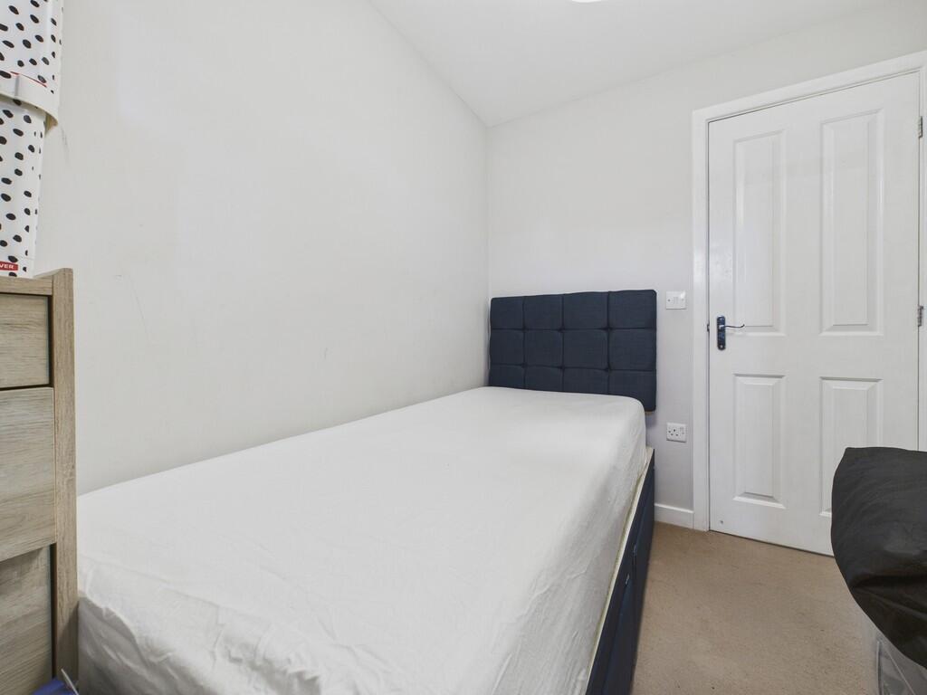 CAM04273G0-PR0202...