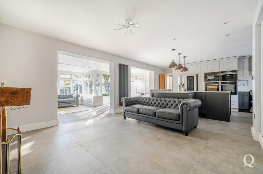 c4092531-2ff4-44e...